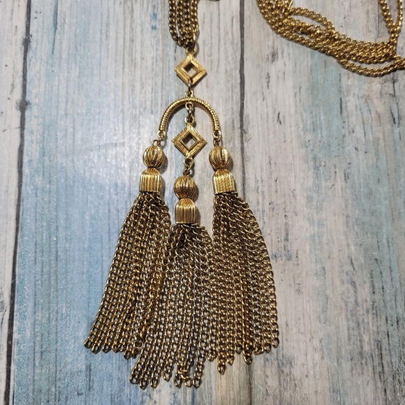 Vintage TRIFARI Multi chain dangle tassel Necklace. - Picture 2 of 11
